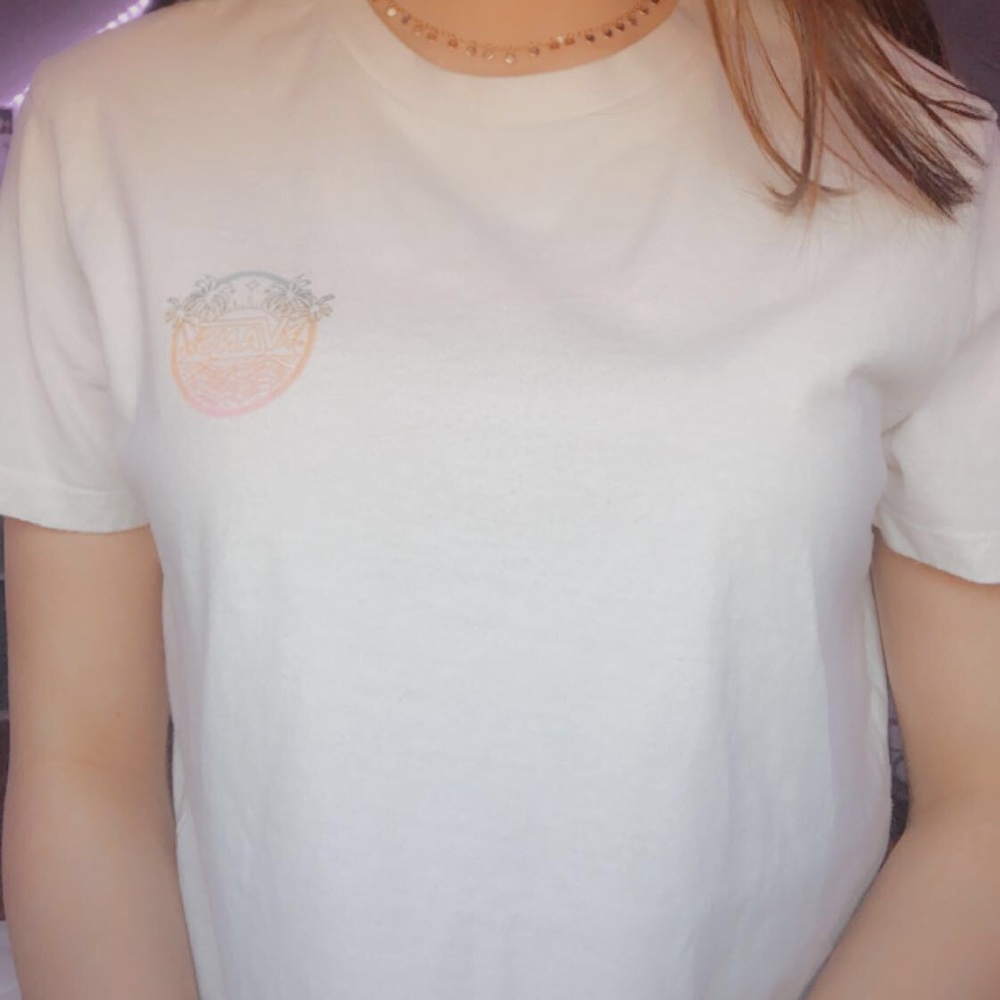 Vans t shirt with design on front and back!!